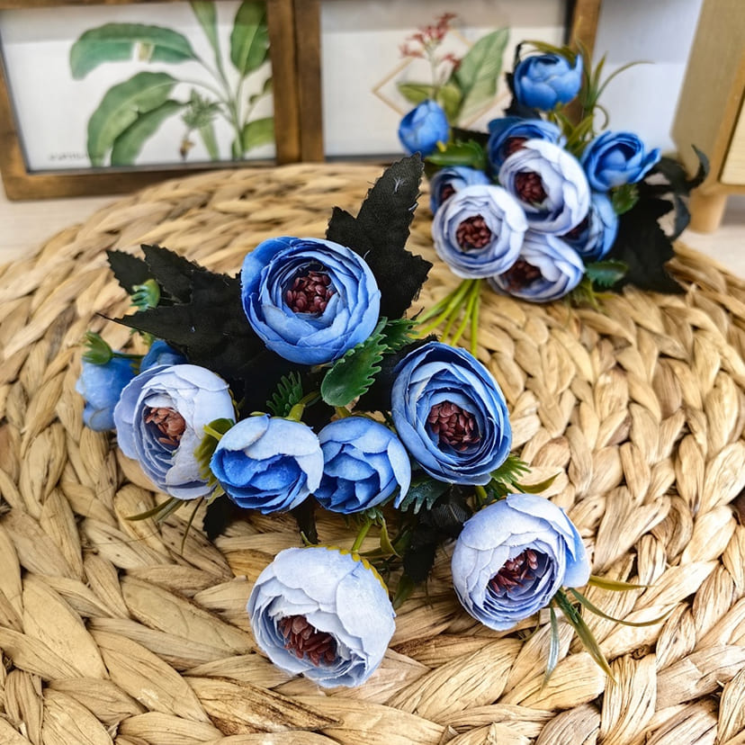 Искусственные цветы в Йошкар-Оле | Цветы искусственные «Камелии», голубые, букет